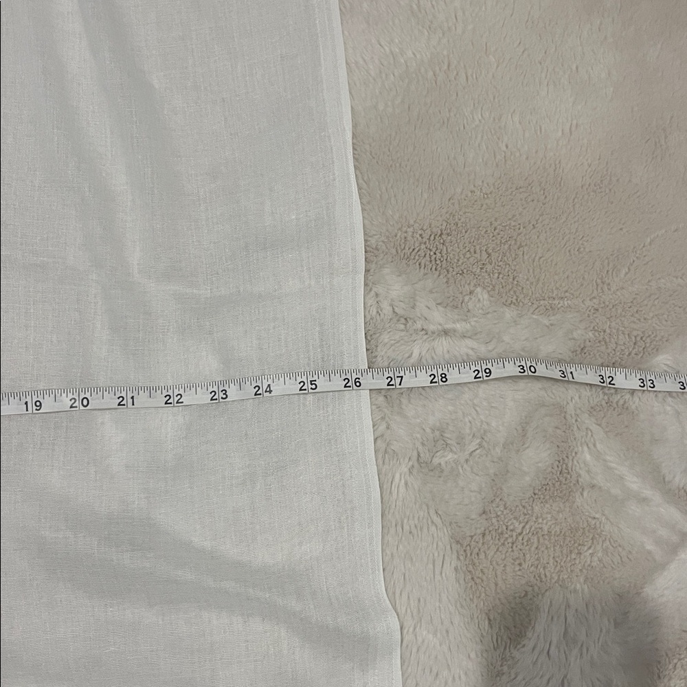 CASHMERE Elegant White Shawl Wrap - Picture 6 of 6